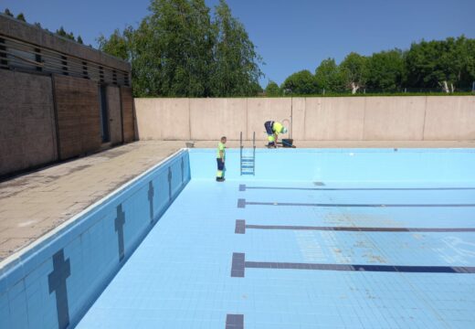 O Concello de Touro xa ten a punto á piscina municipal para a súa apertura o próximo 1 de xullo